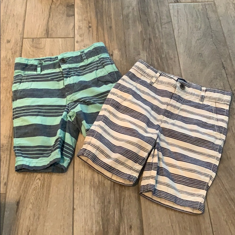 EUC bundle of 2 striped shorts, sz 5